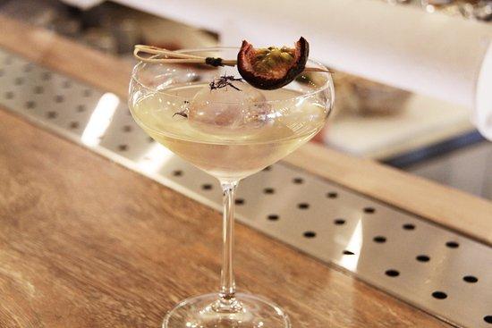 Baskk at Kirra Point